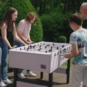 Kickertisch Outdoor Stadium Pro, wasserfester Fußballtisch für Erwachsene, Profi-Kicker Turniergröße | FASports